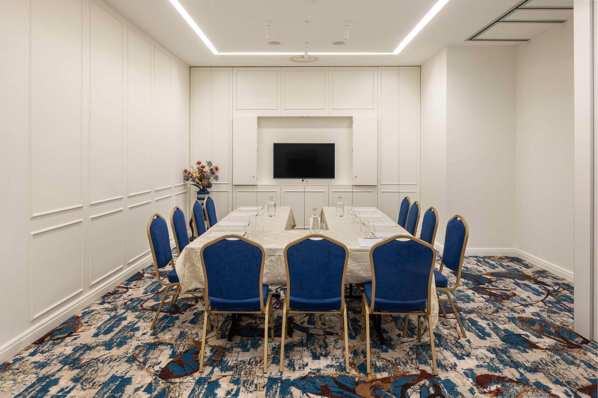 Hotel The Emerald House - Curio Collection By Hilton Lissabon
